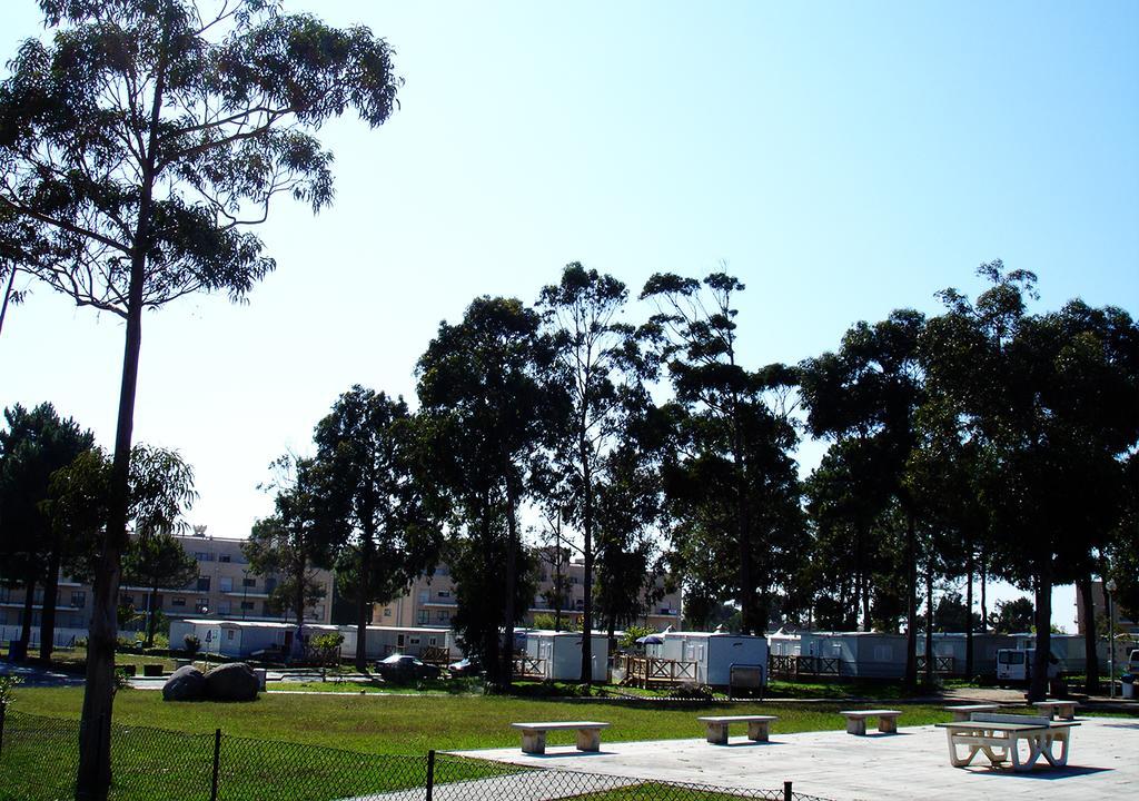Готель Parque De Campismo Orbitur Madalena Віла-Нова-де-Гая Екстер'єр фото